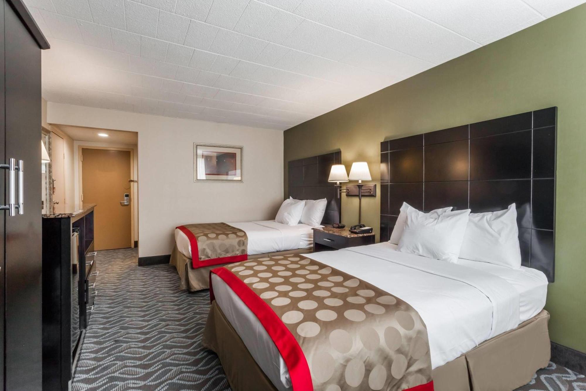 รามาดา บาย วินด์แฮม นิวเบิร์ก/เวสต์พอยต์ Hotel ภายนอก รูปภาพ